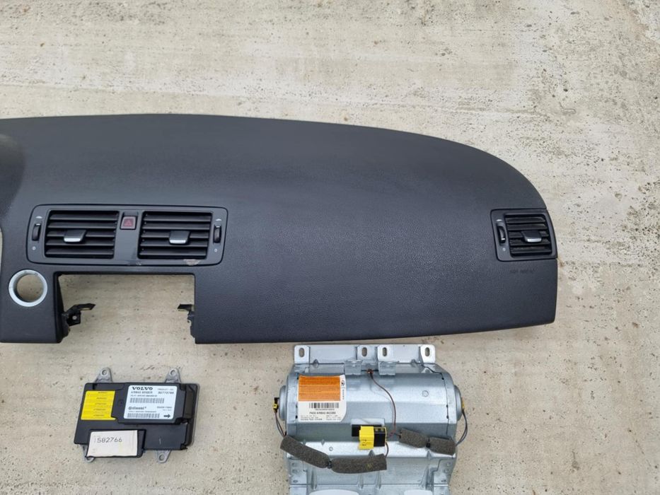 Plansa bord Volvo C70/ C30