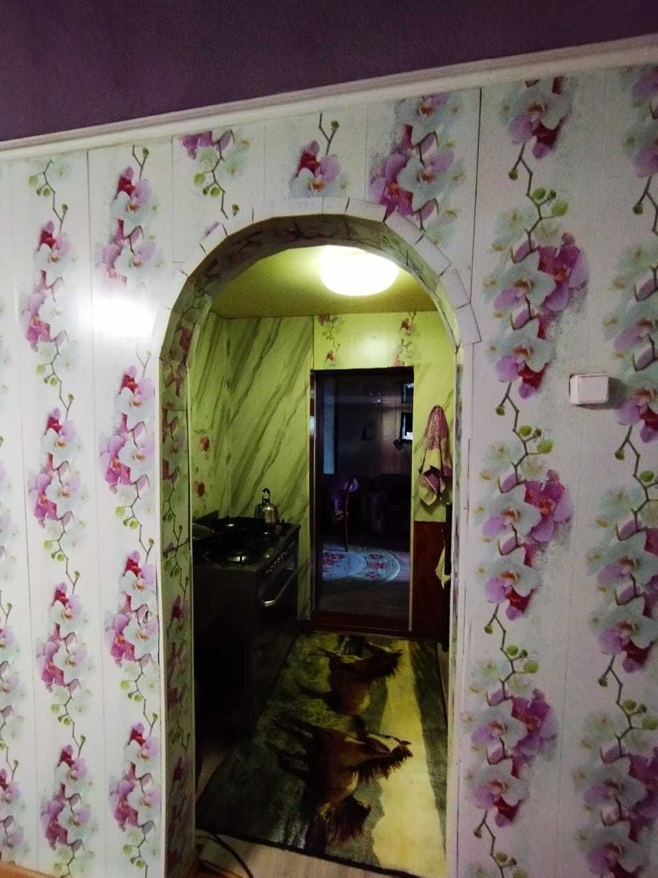 Срочно продам два дома в одном дворе в рабочем поселке.