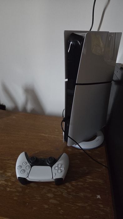 Playstation 5, 3 luni vechime, garantie si factura