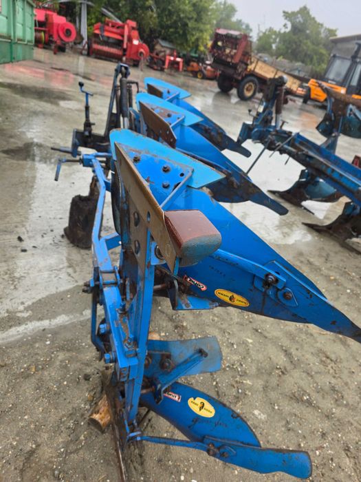Plug Rabewerk reversibil hidraulic cu 4 brazde (3+1)