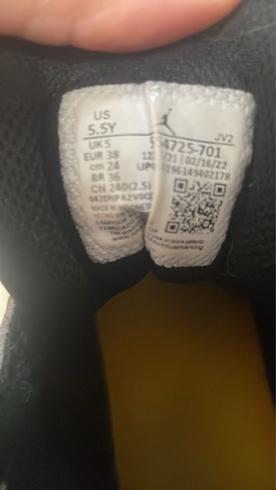 adidasi jordan 1 femei