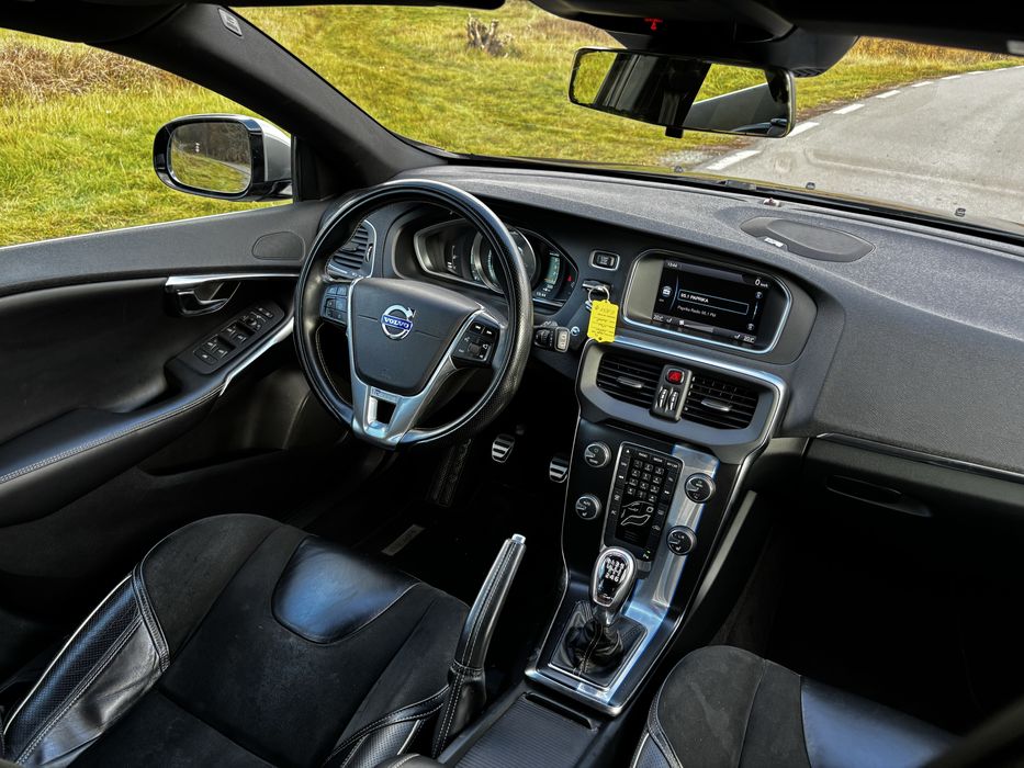 Volvo V40 R design - 2013