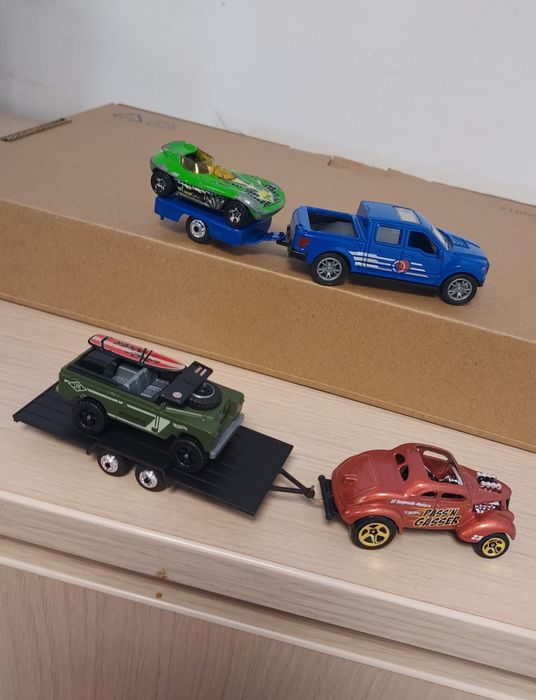 Machete masinute Ford Raptor,Land Rover,Buggy+remorca Hotwheels,Grell