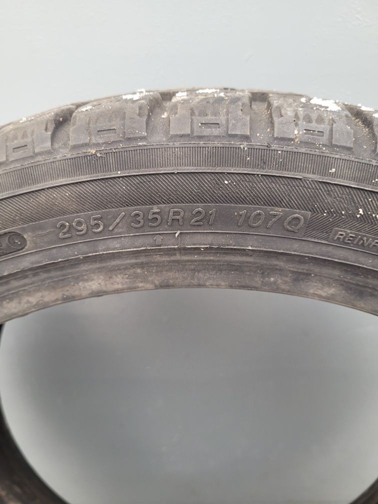 Два баллона резины 295.35.R21
