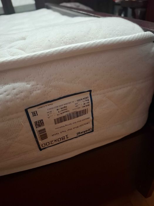 Saltea Askona 180x200 utilizata 2 luni, arata impecabil, ca noua.