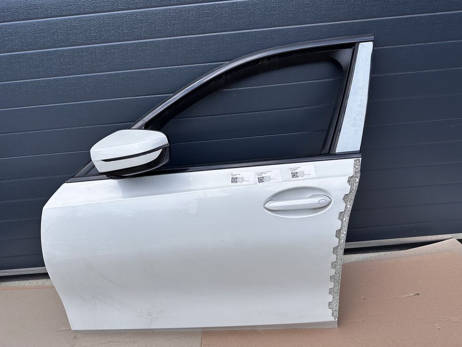 Bara fata capota trager usa oglinda BMW seria 3 G20 G21