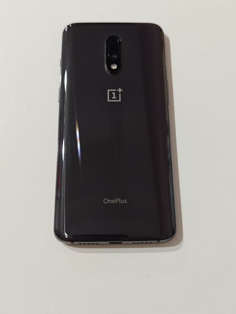 Vand Oneplus 7 - 256GB