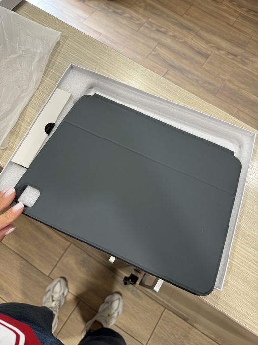 Husa cu tastatura JADEMALL pentru iPad Pro 12.9 Gen 3/4/5/6, NOUA!!