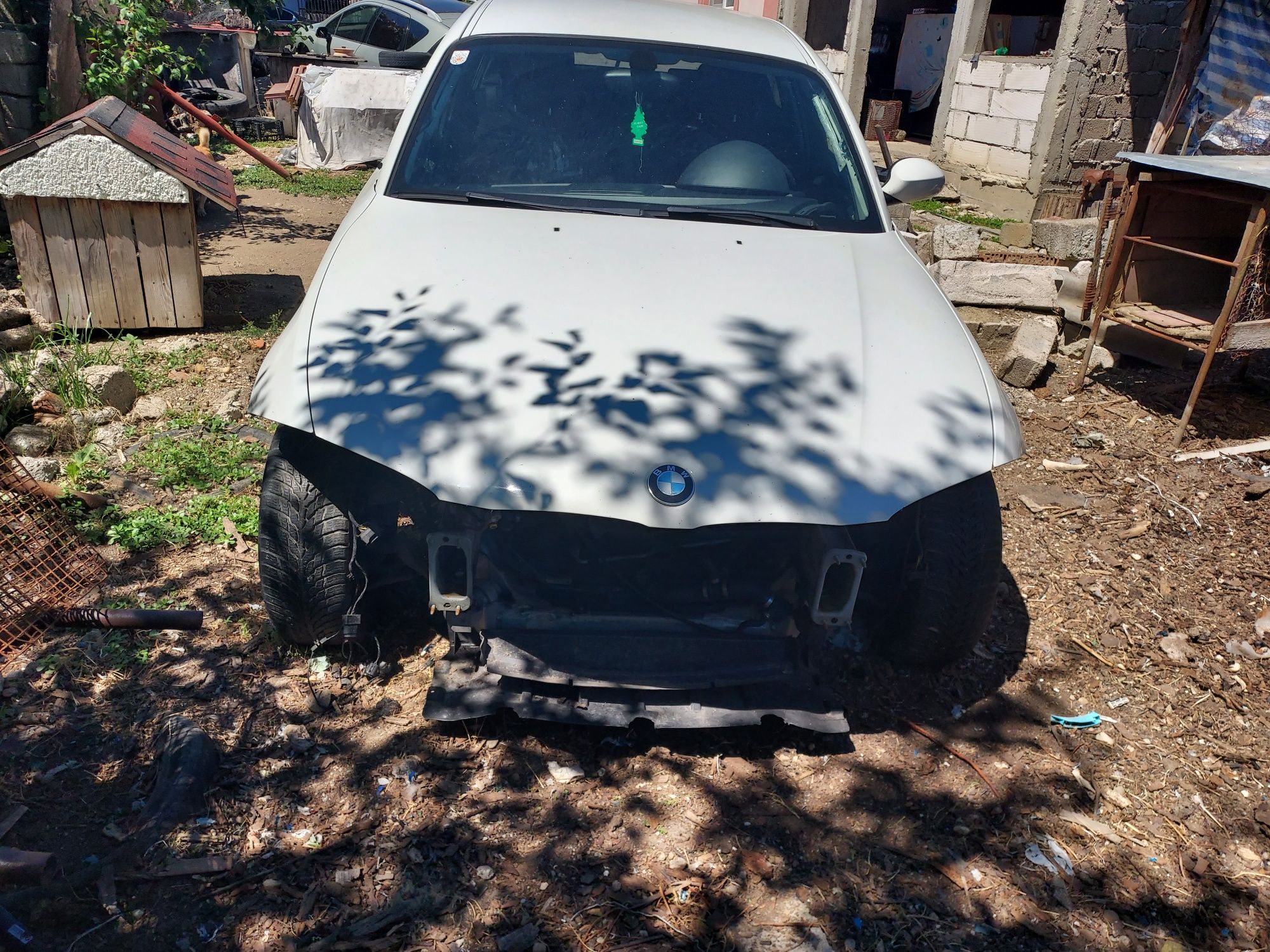Dezmembrez BMW seria 1 e87