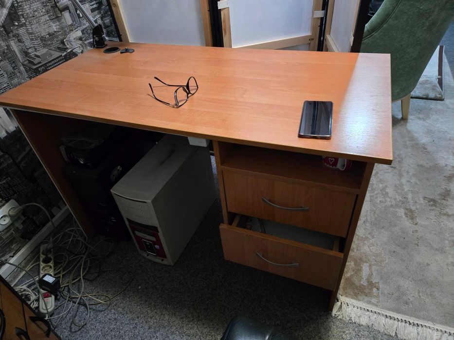 Стол офисный, б/у