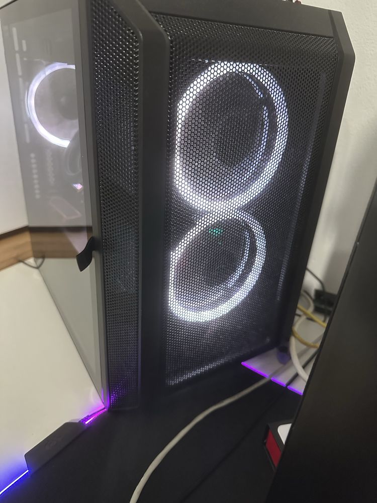 Vand pc gaming intact