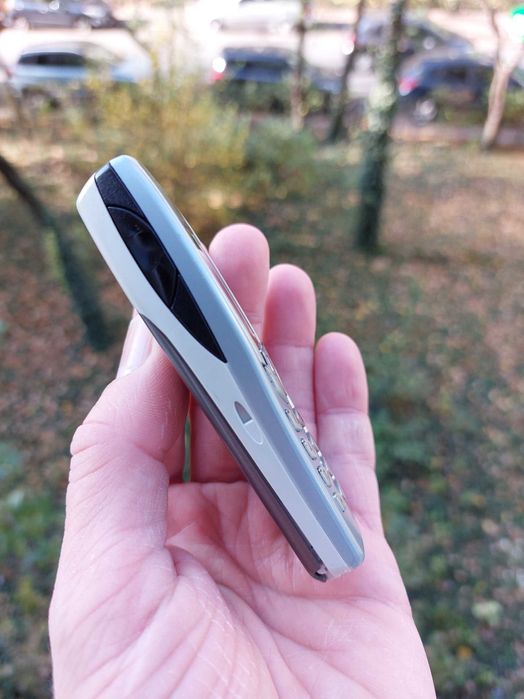 Nokia 6100 original din colectia personala decodat excelent