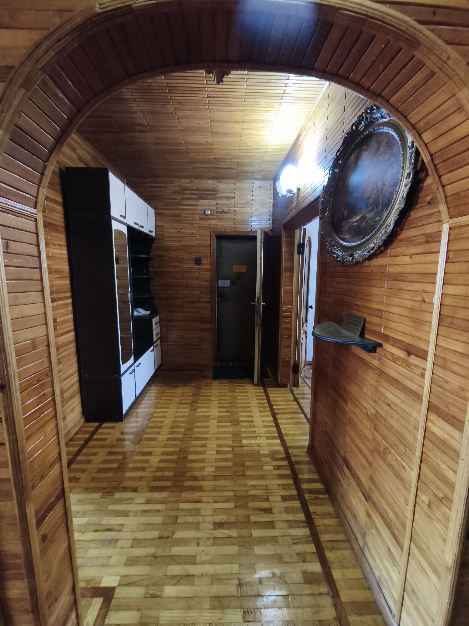 Продается 3/4/4 sotiladi