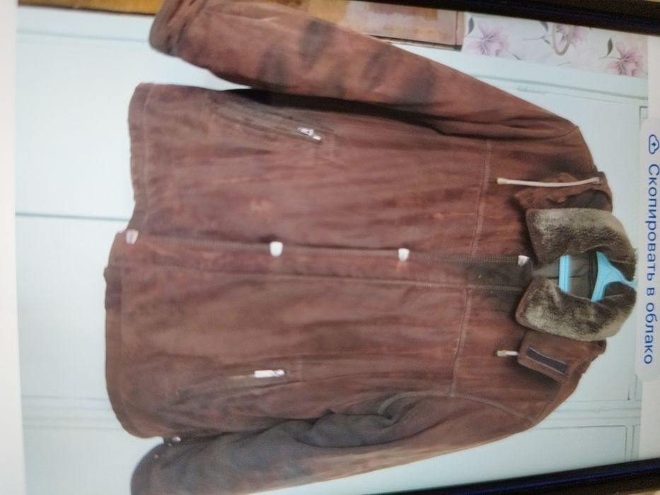 Продам мужскую зимнюю куртку 66 размер цена 10000т.