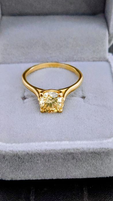 Inel aur cu diamant natural de 2 karatr