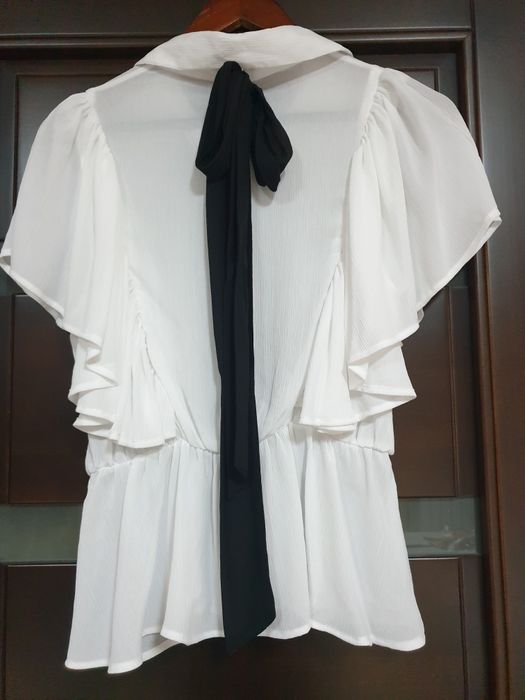 Cămașă Albă cu volane
