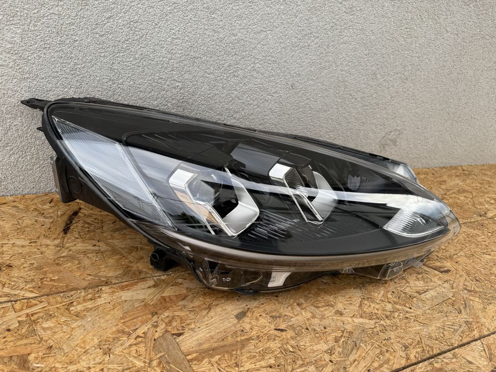Far dreapta Ford Kuga 3 LED 2020+ Original Europa