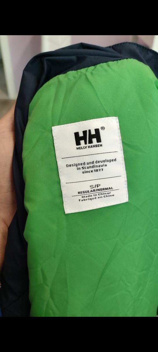 Helly Hansen S size Дамско яке в отлично състояние