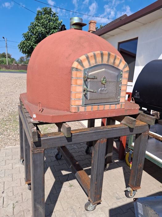 Vând cuptor traditional mobil pizza/pâine