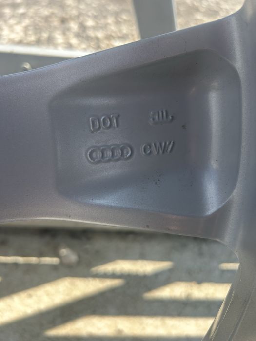 Jante OM Audi Q3 anvelope de vara Michelin Latitude Sport 3 235/55R19