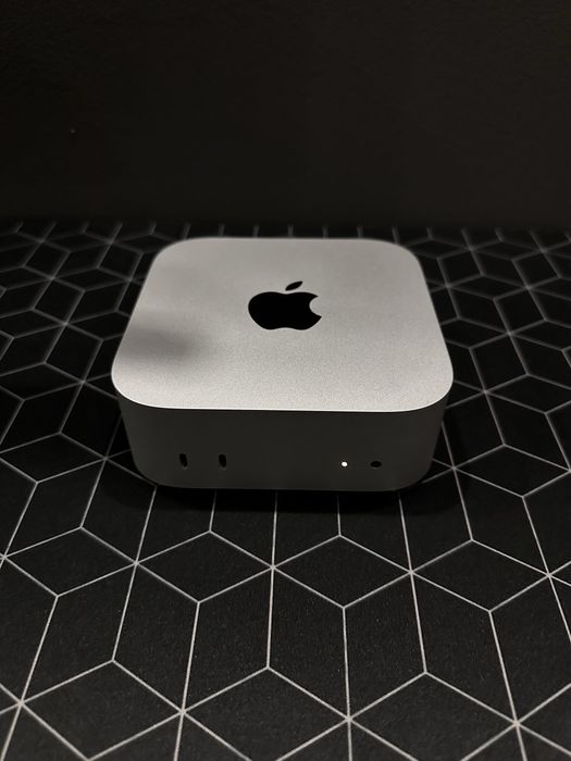 Mac Mini PC Apple cu procesor Apple M4, 16GB RAM, 256GB SSD