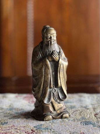 45de11d Statuie veche din bronz Confucius sec XIX
