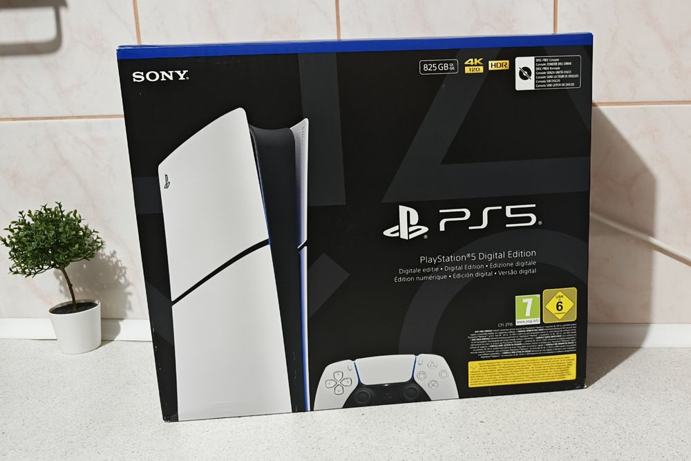 Consola PlayStation 5 Slim (PS5) 825GB Factura+Garantie 2 ani, Sigilat