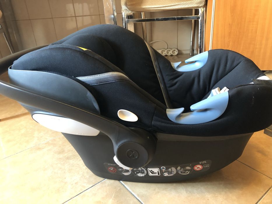 Scoica Cybex Gold Aton M I-Size Deep Black