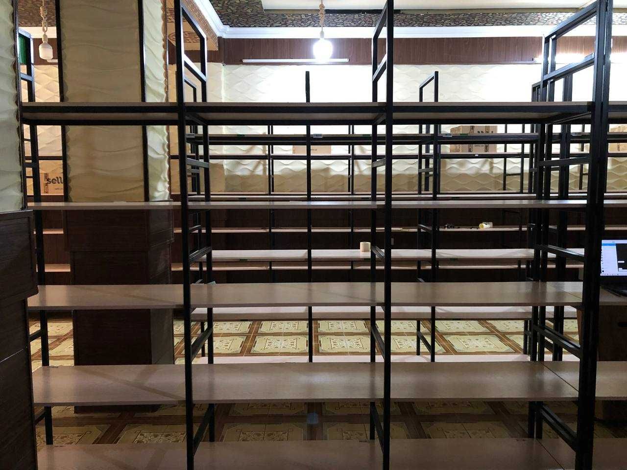 Срочно продаются металлические стеллажи в стиле лофт