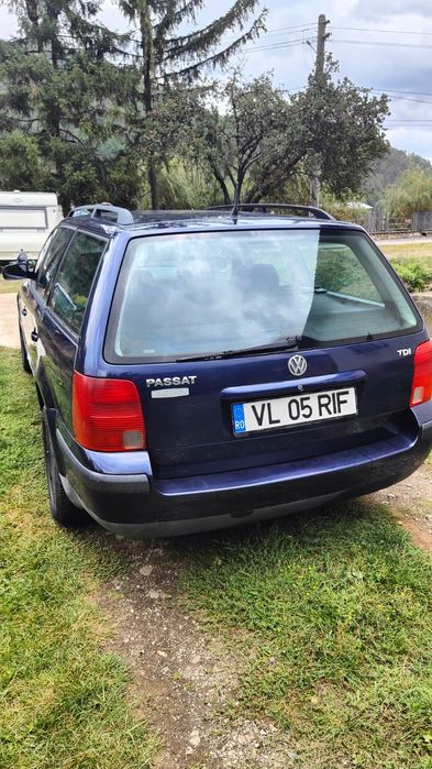 Vw passat albastru