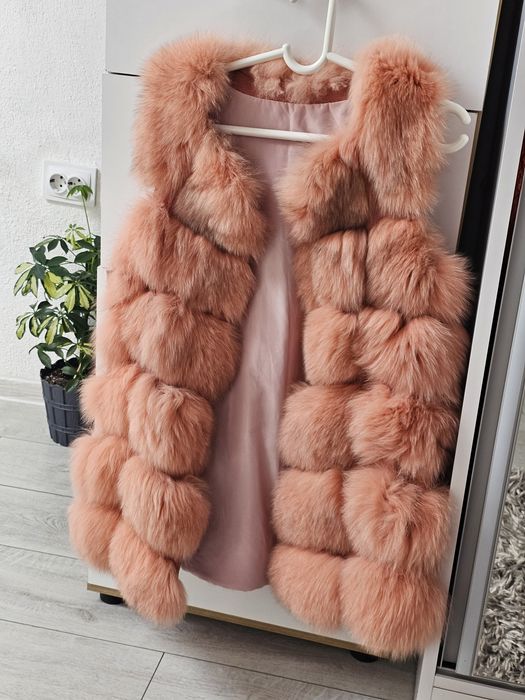 Елек с естествен косъм