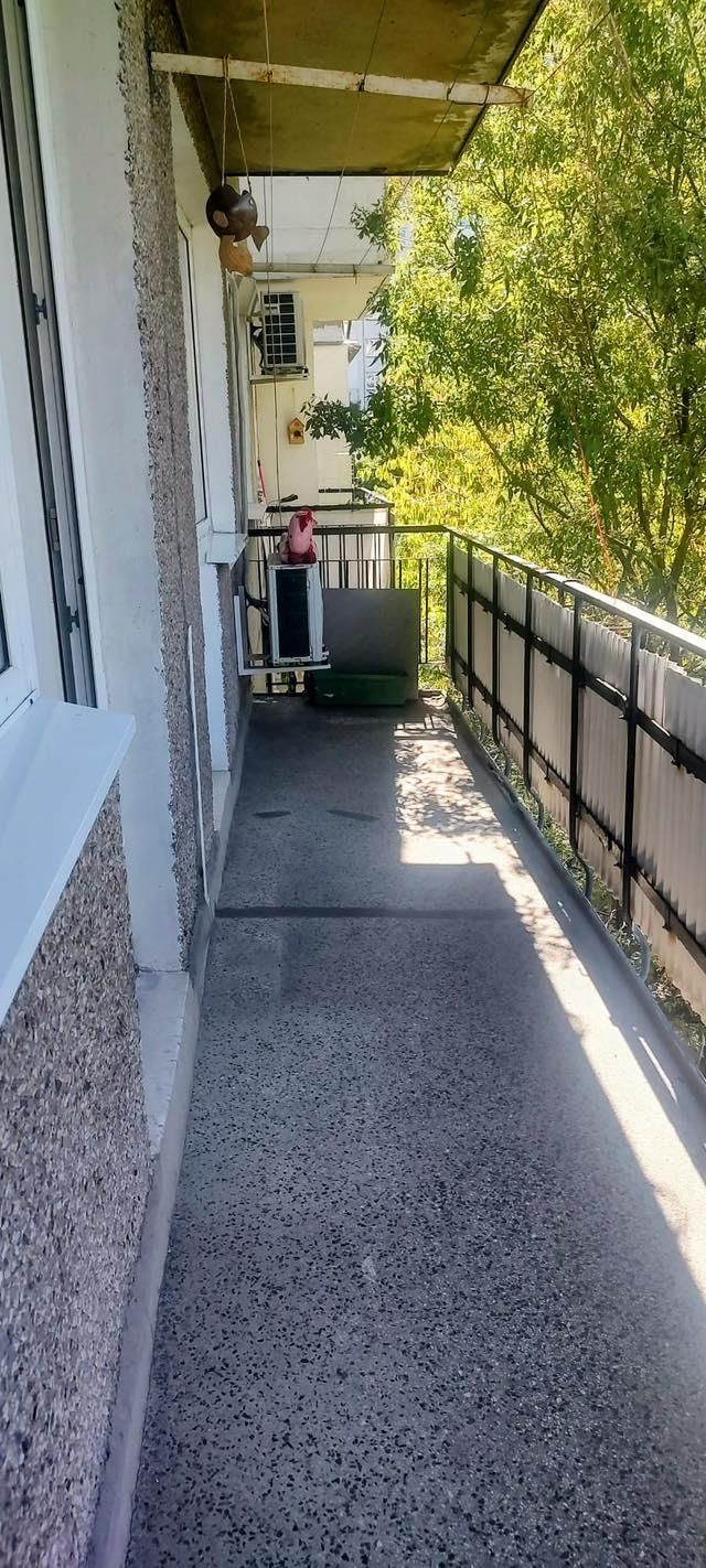 Тристаен апартамент под наем в ж.к. Стрелбище, 2211221