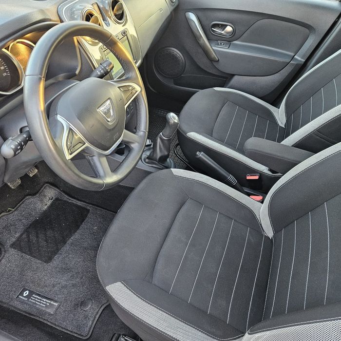 Dacia Ssndero Stepway 2017 0900 Benzina