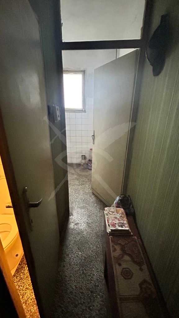 Продава се Двустаен апартамент в Пловдив, Христо Смирненски - 64 кв.м за 1094 €/кв.м - Снимка #8