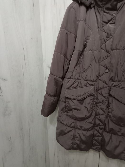 Продавам Зимно яке парка