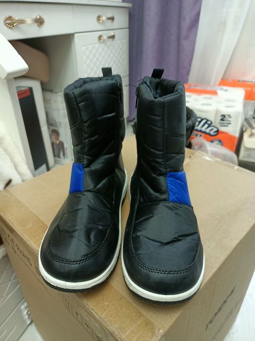 Демисезонные ботинки и дутыши