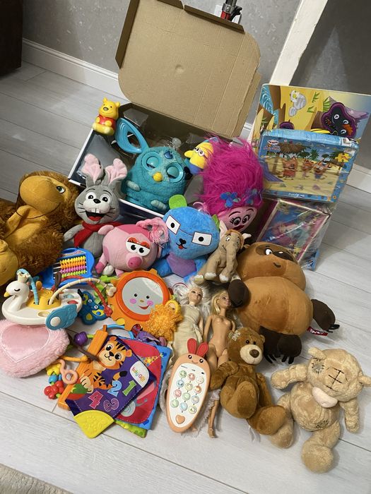 Продаю два пакета