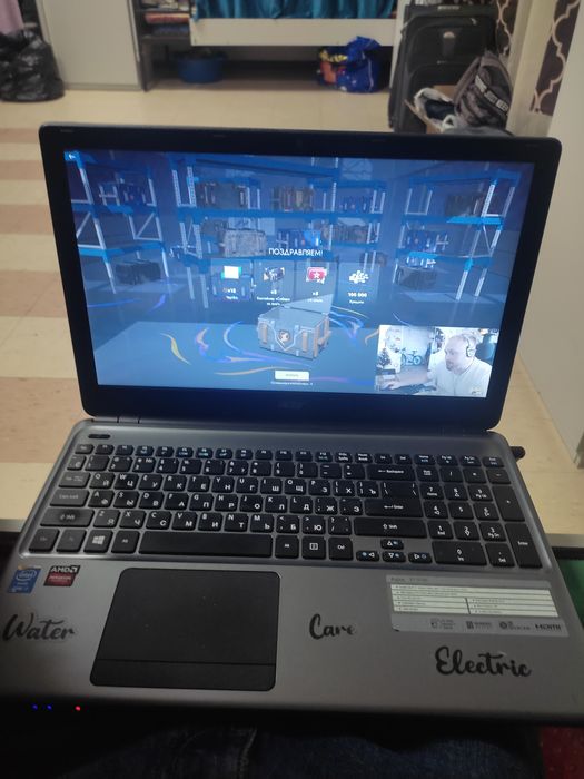 Ноутбук Acer Aspire E1 572G
