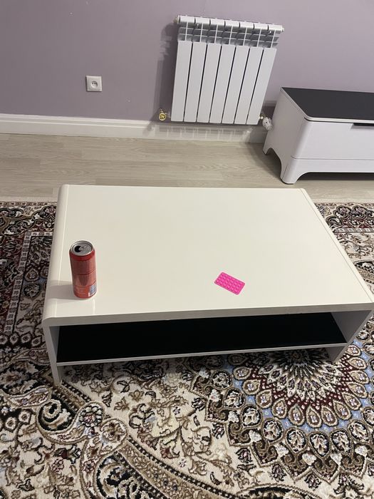 Журнальный столик