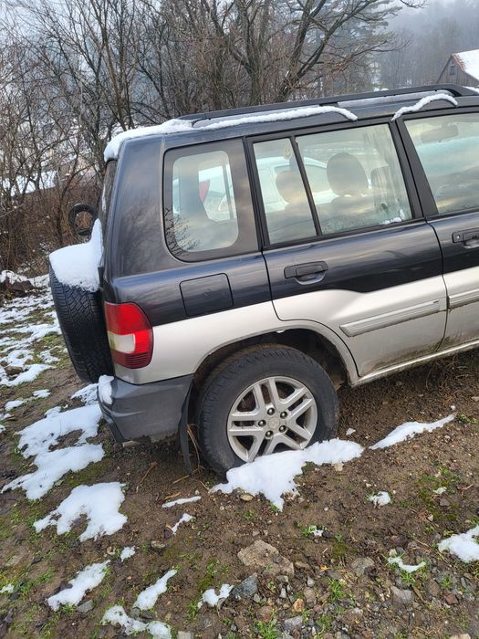 Vind Mitsubishi Pajero  Pinin