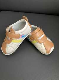 Pantofi piele Agamemnon - pentru bebelusii cu picior pufos