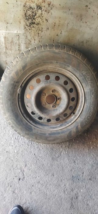 Гуми с джанти 16