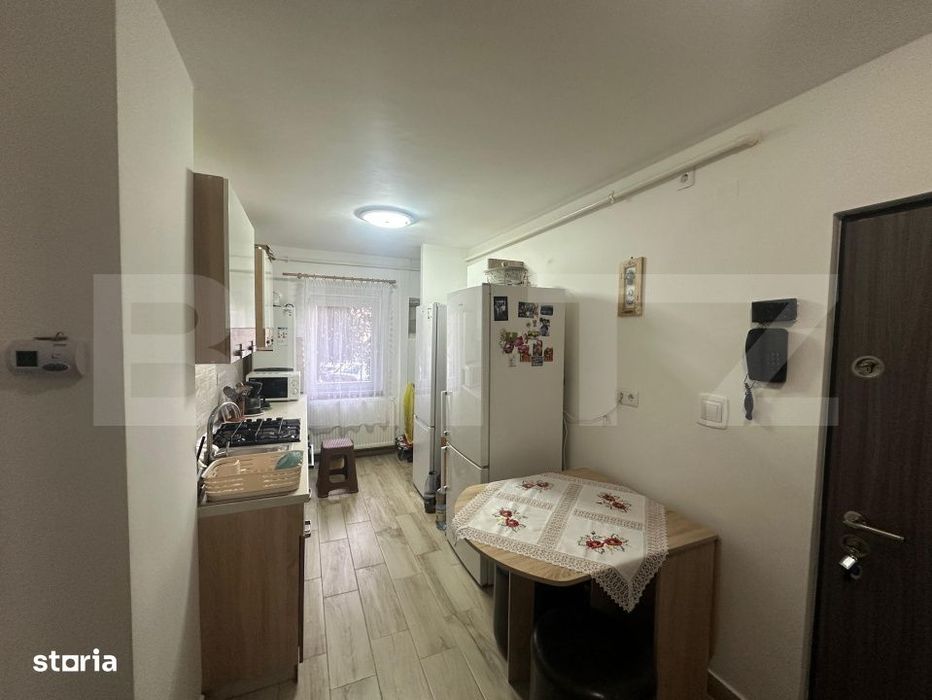 Apartament 3 camere, 55 mp, zona Micro 17