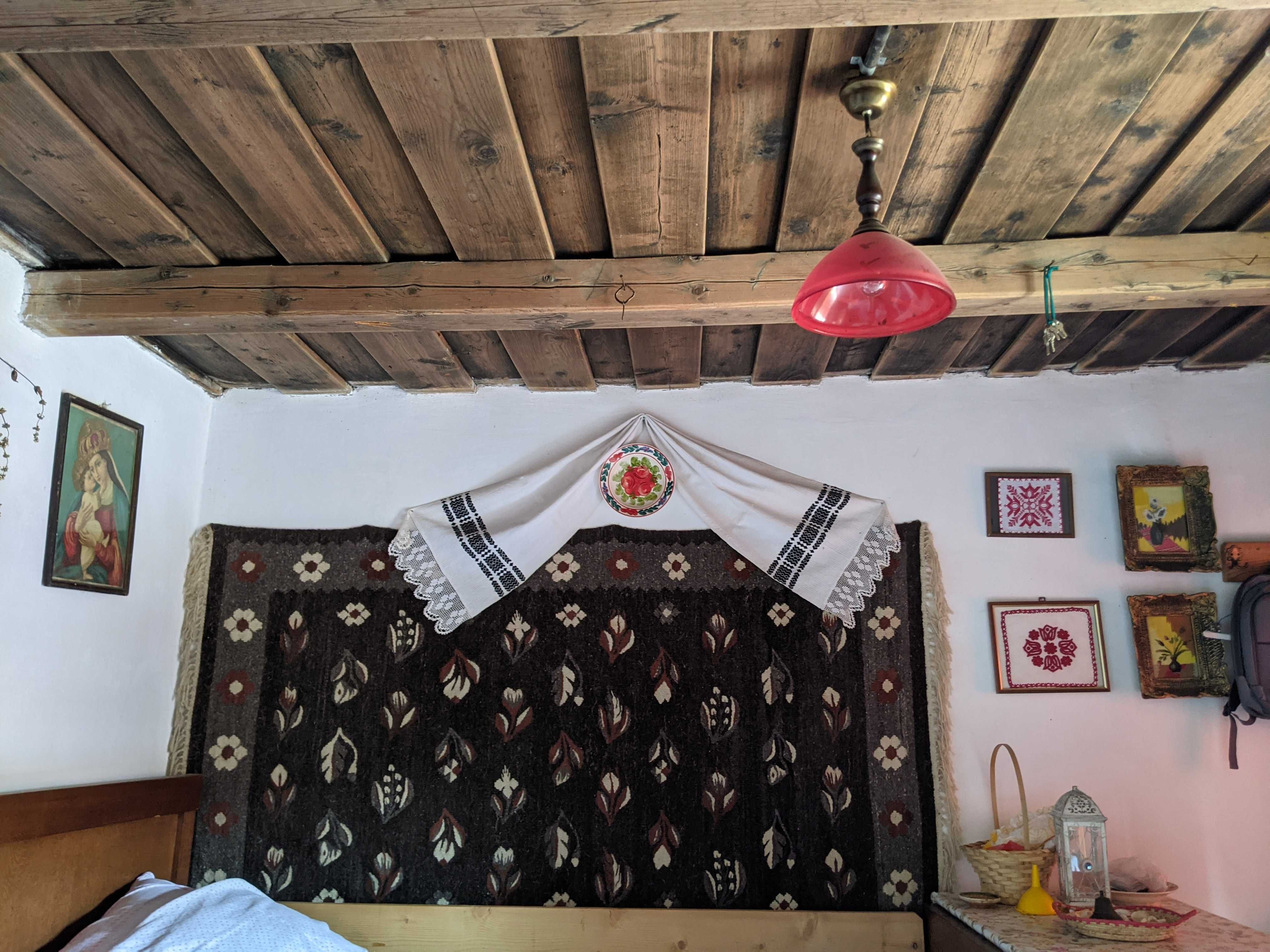 Casa si teren de 2300 mp de vanzare in Mahaceni, com Unirea, jud Alba