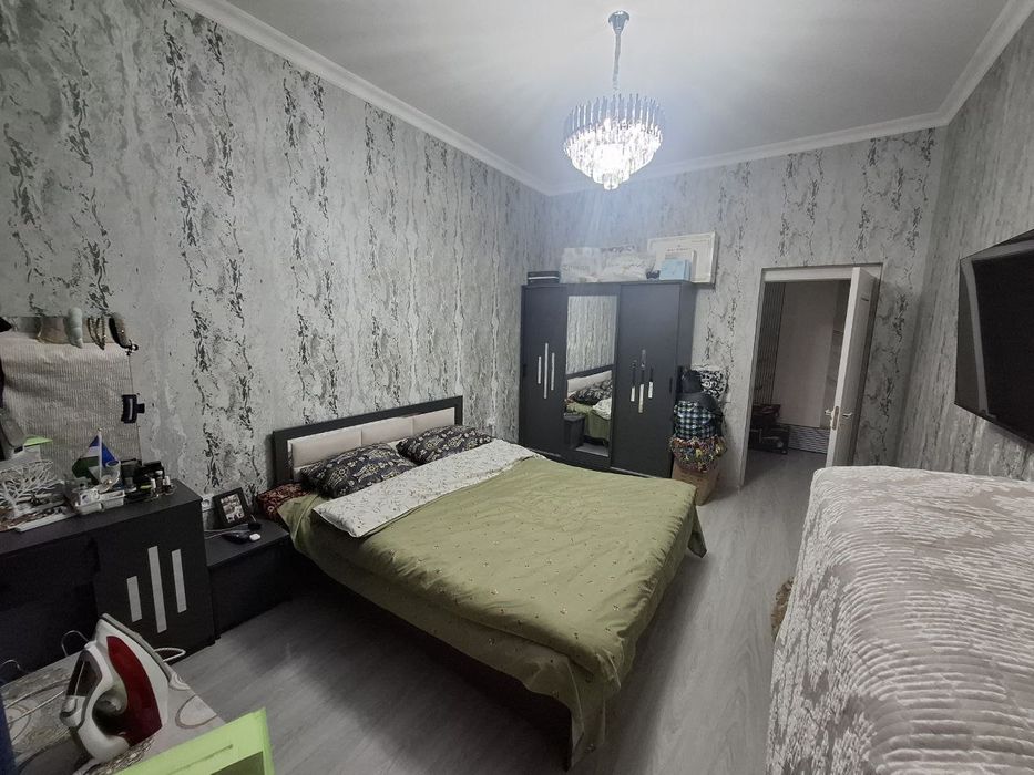 Nazarbek turkistonda 1 xonali uy sotiladi