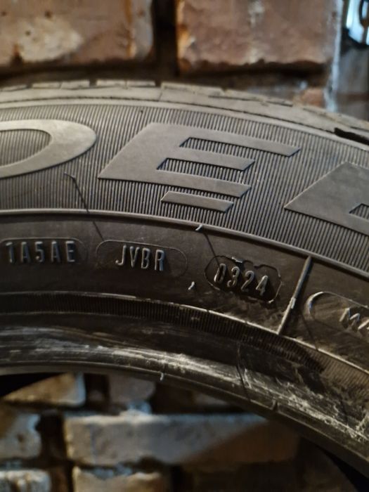 Летни Гуми Debica 195-65-15 дот0324 2бр
