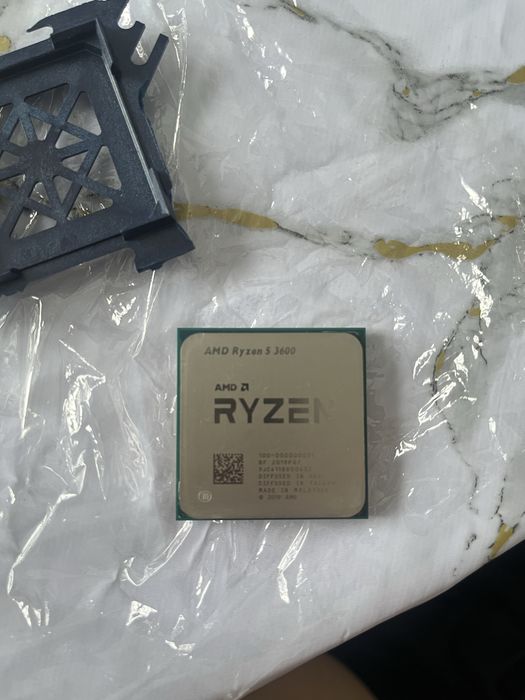 Продаю б/у процессор , хороший рабочий !