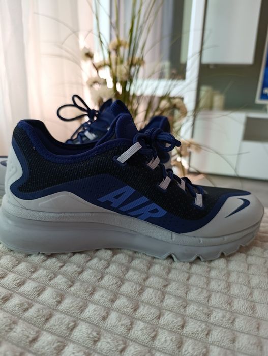 Дамски маратонки ,,Nike" , оригинални.