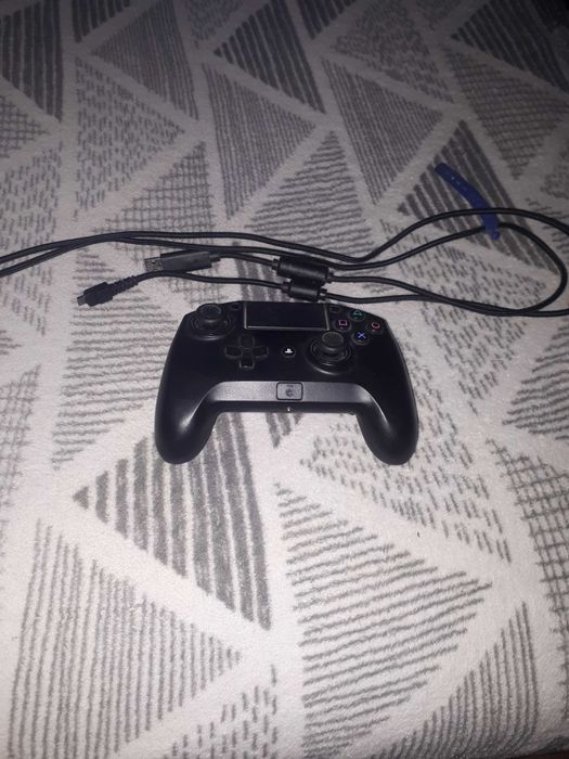 Controller RAZER Raiju Tournament Edition pentru Playstation 4