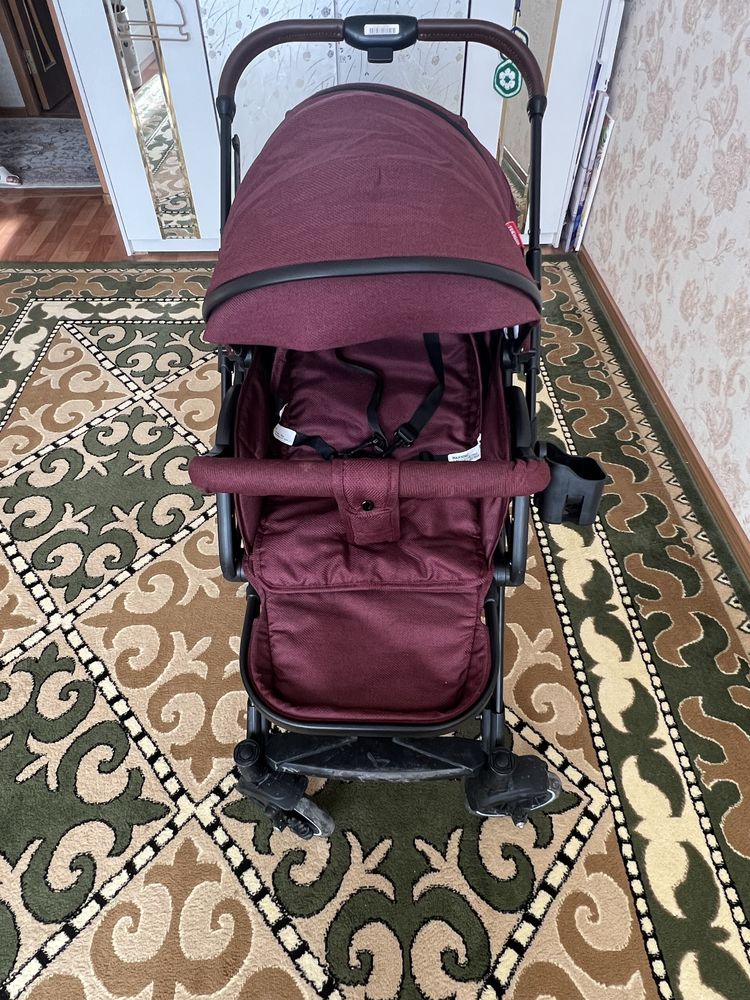 Продам детскую коляску